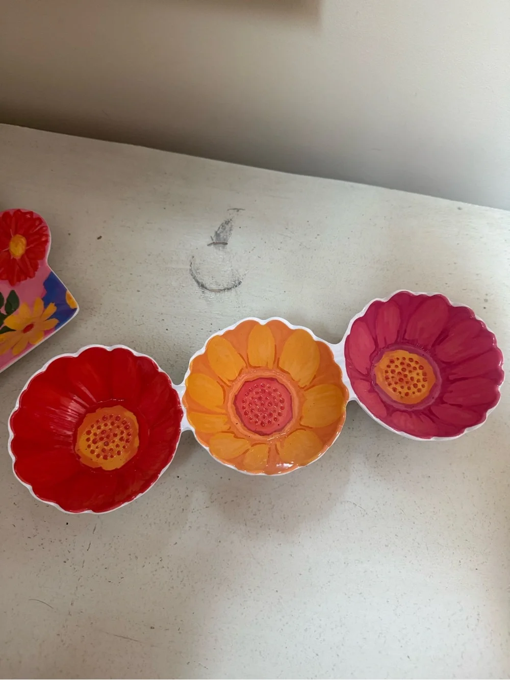 Colorful Floral Plastic Snack Set - Red, Yellow, Pink